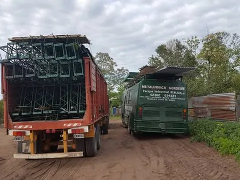 Galpón parabólico montado por Gondean Construcciones
